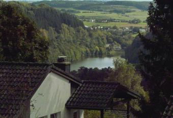 Landhaus Waldlehne has Balcony rooms