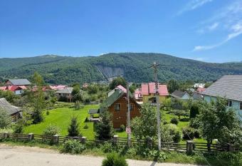 Svitlyachok has Balcony rooms
