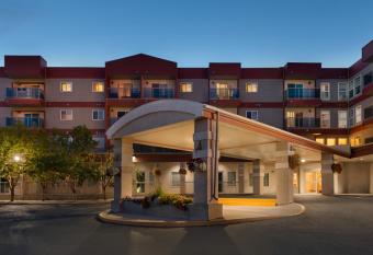 Stanton Suites Hotel Yellowknife allows 18 year olds to book a room