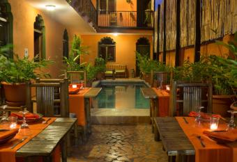 Boutique Hotel Maharaja allows 18 year olds to book a room