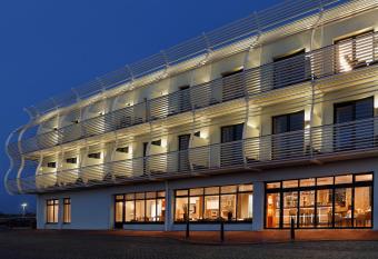 Hotel F  hrhaus allows 18 year olds to book a room