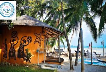 The Mud - Eco Hotel has Balcony rooms