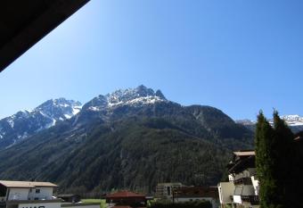 Appartements Gr  ner has Balcony rooms