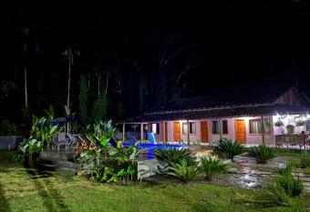 Vila Noah Pousada has Balcony rooms