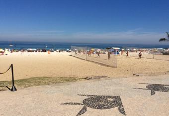 Apartamento Praia do Pep   has rooms with a private hot tub