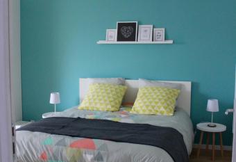 G  te C  leste pour 6 personnes has Balcony rooms