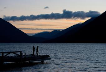 Lake Crescent Lodge allows 18 year olds to book a room