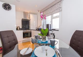 Drake s Den by PureServiced allows 18 year olds to book a room