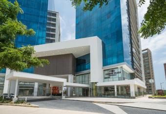 Crowne Plaza Barranquilla, an IHG Hotel allows 18 year olds to book a room