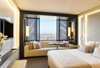 The Hotel Brussels allows 18 year olds to book a room