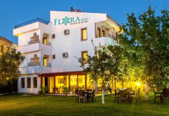 Flora   znik Hotel & Suites has Smoking/Balcony rooms