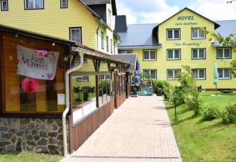 Marschalls Hotel Am Rennsteig has Balcony rooms