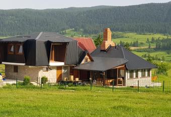 Holiday home Kraljica has Balcony rooms