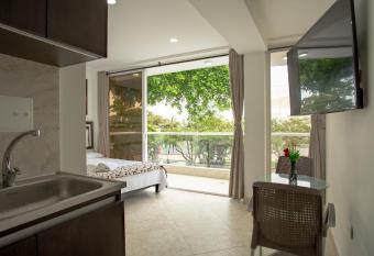 Hollywood Beach Suite allows 18 year olds to book a room