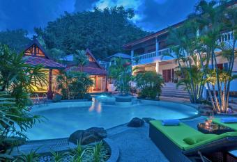 Samui Little Garden Resort has Balcony rooms