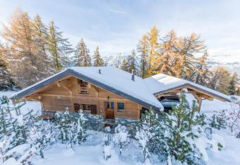 Chalet Le Troll - Nendaz has Balcony rooms