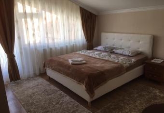 Apartment Perla has Balcony rooms