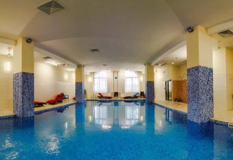 Hotel Carmen has Balcony rooms