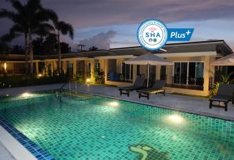 The Oasis Khaolak Resort - SHA Plus has Balcony rooms