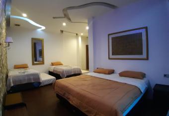 De Summit of Eaden Villa has Smoking/Balcony rooms