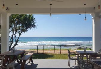 Naomi Beach Resort - Adults only has Balcony rooms