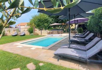 Rooms and Apartments IstraSoley has Balcony rooms