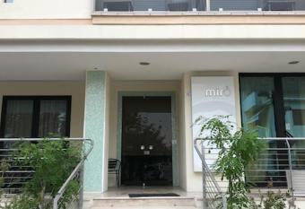 Bed and Brunch MIR   has Balcony rooms