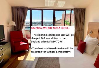 Cassis Loc - Chambre Meubl  e has Balcony rooms