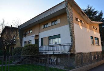 Casa di Leo has Balcony rooms