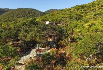 Musangano Lodge has Balcony rooms