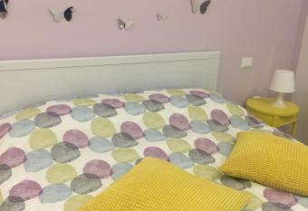 La casa di Kro allows 18 year olds to book a room