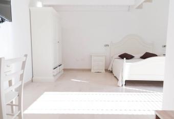 Palazzo Vilei has Balcony rooms