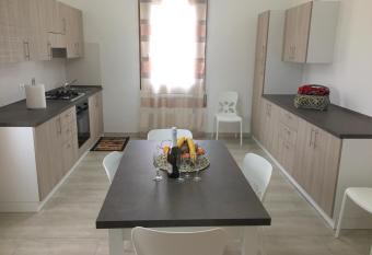 Gondola House has Balcony rooms