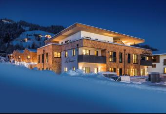 Das Heimsitz has Balcony rooms