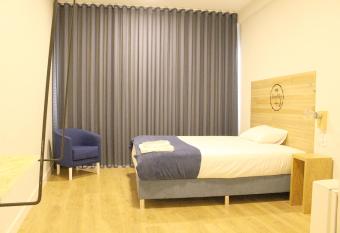 HI!GO allows 18 year olds to book a room