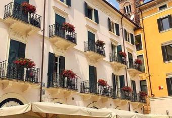 Residenza Navona Verona allows 18 year olds to book a room