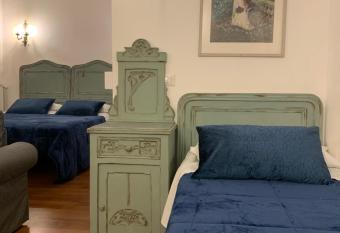 Le stanze di Anna Rita all Arco Polinori allows 18 year olds to book a room