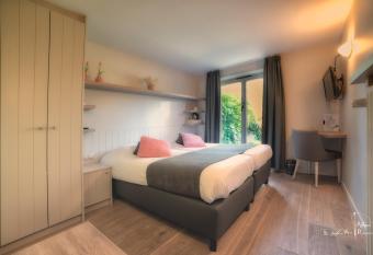 Hotel Bilderdijk has Balcony rooms