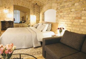 Tomy Old Town Apartments allows 18 year olds to book a room