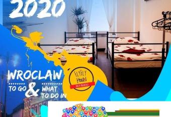 FlyFly Hostel , darmowy parking , rezerwuj przez urz  dzenia mobilne -10 procent allows 18 year olds to book a room