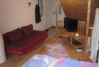 Ferienwohnungen-Willrich-Ferienwohnung-2 has Balcony rooms