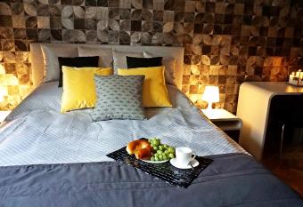 DK Apartament Grunwaldzki has Balcony rooms