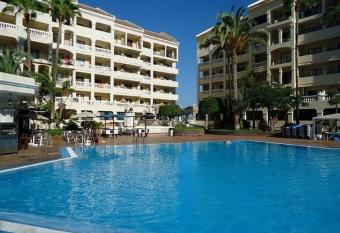 Estudio Castle Harbour vistas piscina has Balcony rooms