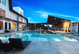 Villa Lot 1638 allows 18 year olds to book a room