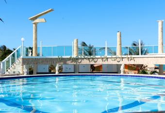 Il Mondo Di Sofia allows 18 year olds to book a room