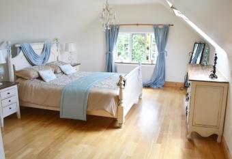 Hook Head Guest House allows 18 year olds to book a room