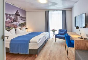 Hotel Central Luzern allows 18 year olds to book a room