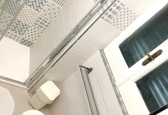 Sci   Sci   House has Balcony rooms