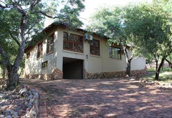 Thabaledi Game Lodge has Balcony rooms