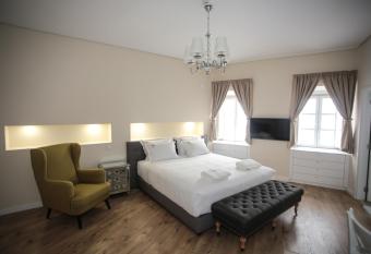 Suites Guest House allows 18 year olds to book a room